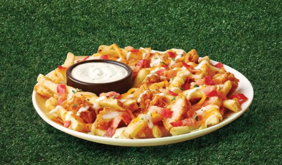Image of a plate of Applebee's Chicken and Bacon Loaded Fries